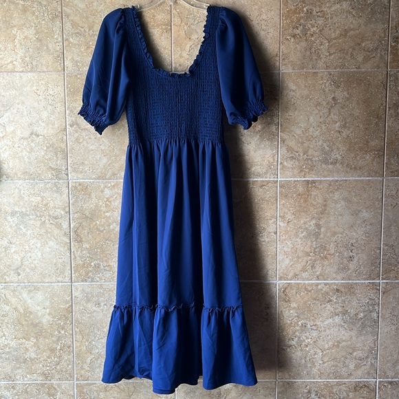 Hill House Dresses & Skirts - Hill House The Louisa Nap Dress Navy Crepe Blue Smocked Midi Dress NWT Pockets